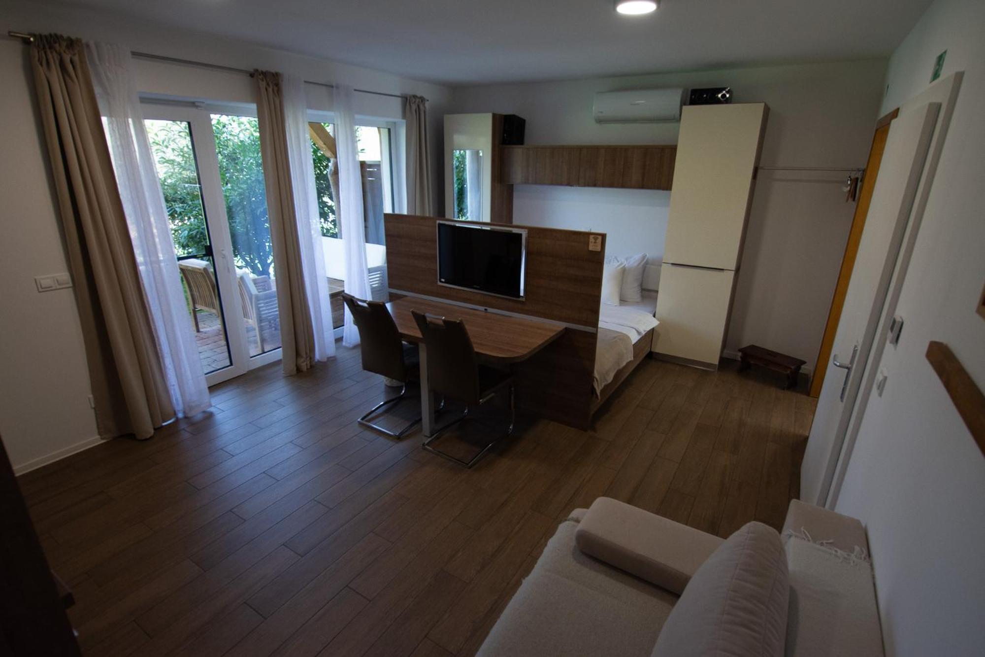 Pr'Fik Apartments Κραν Δωμάτιο φωτογραφία